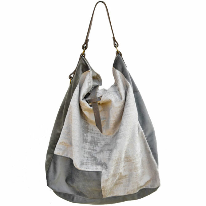 Grand sac xxl en velours lisse gris taupe