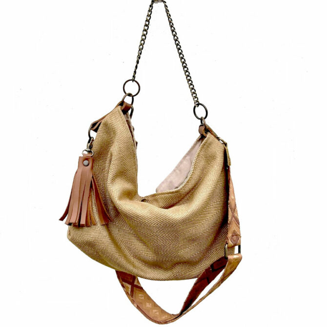 Sac à main zippé en lin beige fabriqué à la main en pièce unique.