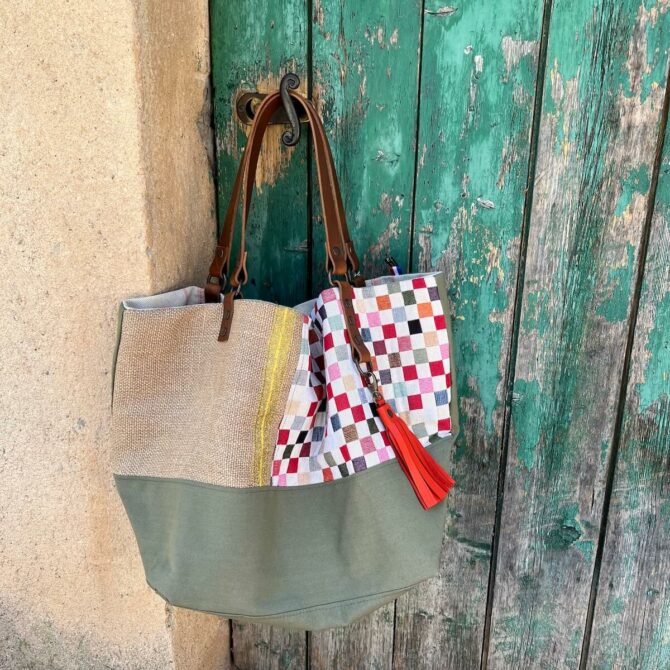 Reversible tote bag in a unique piece