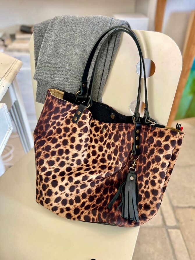 Audace Leopard Tote Bag – Image 2