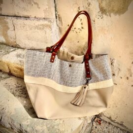 Pebble leather tote bag