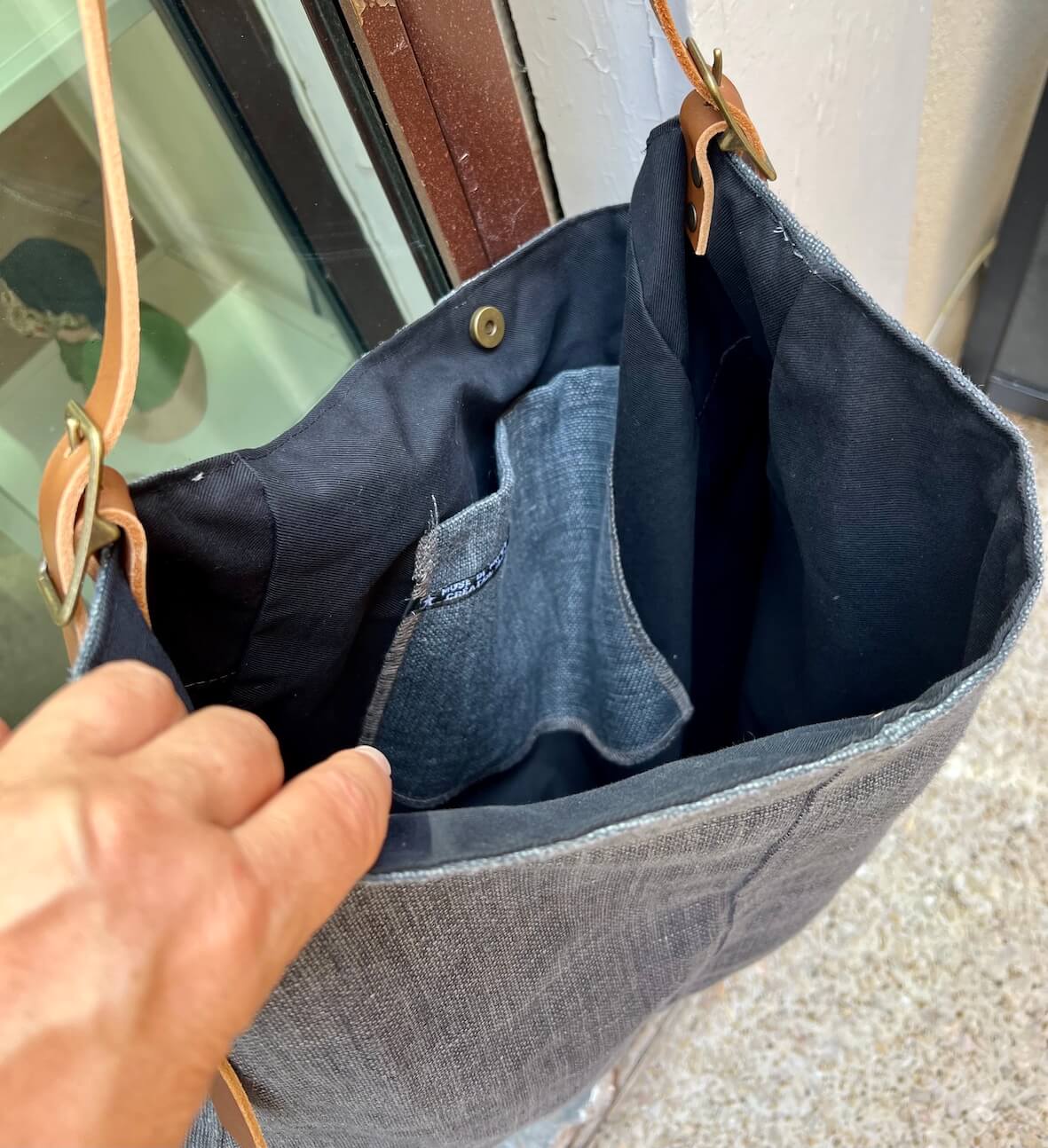Grand sac bandoulière en lin gris – Image 3